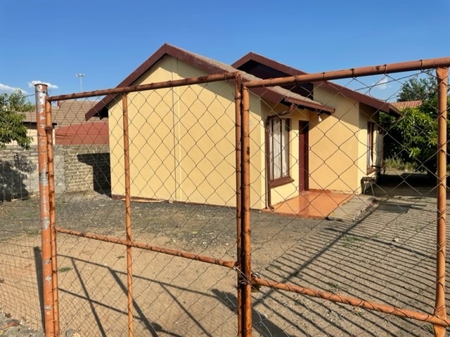 2 Bedroom Property for Sale in Meriting North West